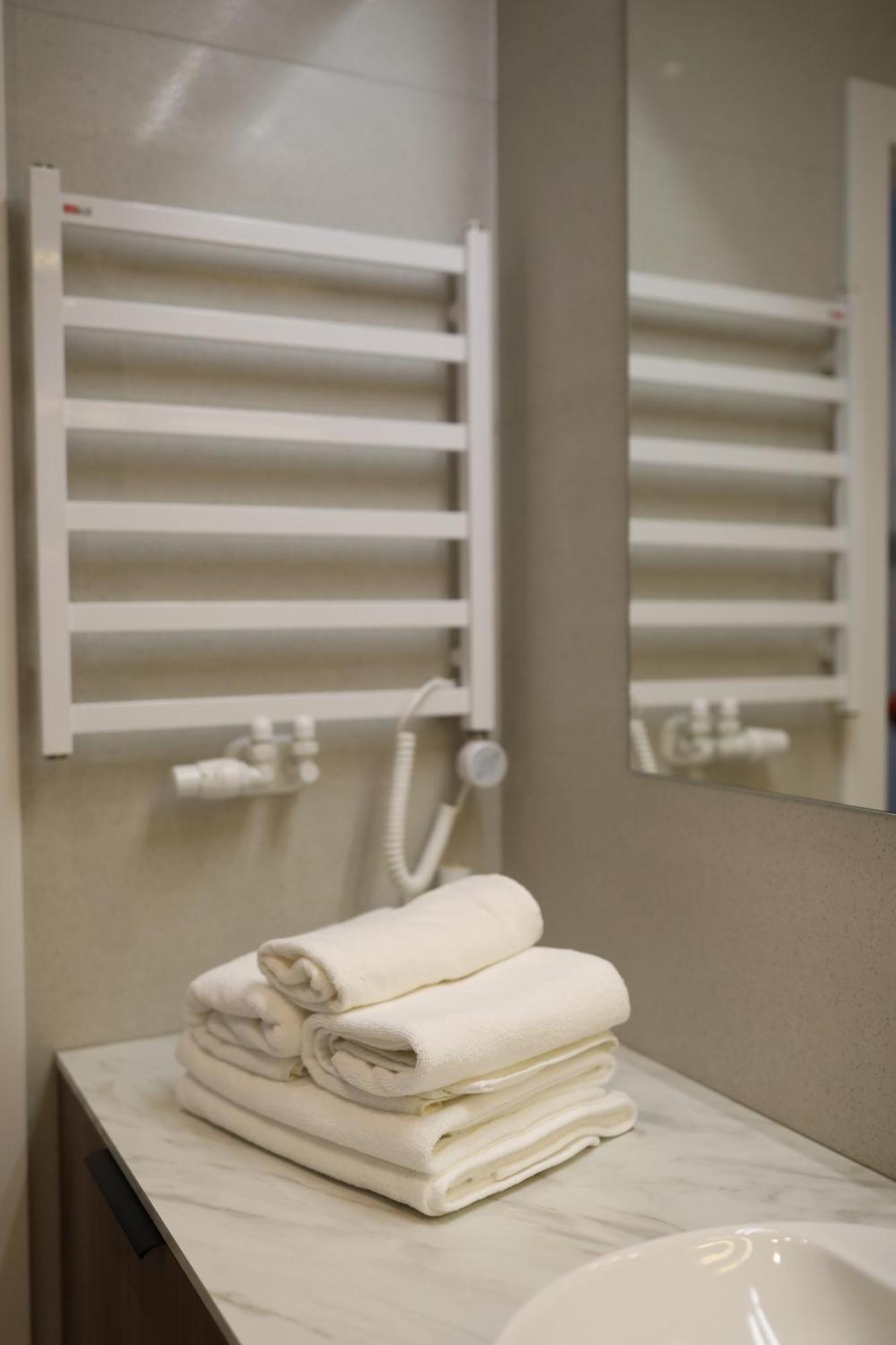 Apartament Zdziechowskiego With Parking And Ac, Mokotow วอร์ซอ ภายนอก รูปภาพ